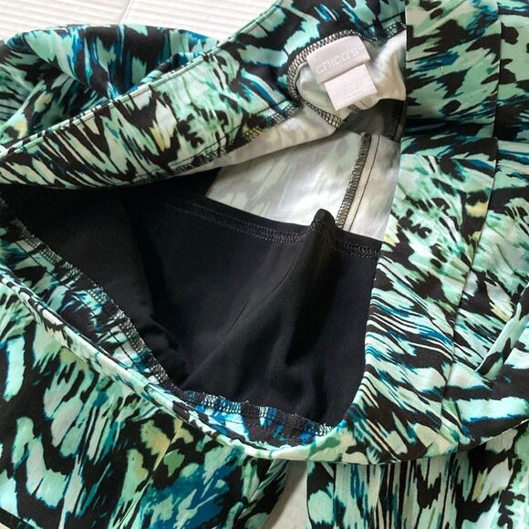 CHICOS So Slimming Brigitte Printed Sl Green Black Abstract Design Large Size 16 - Picture 5 of 15